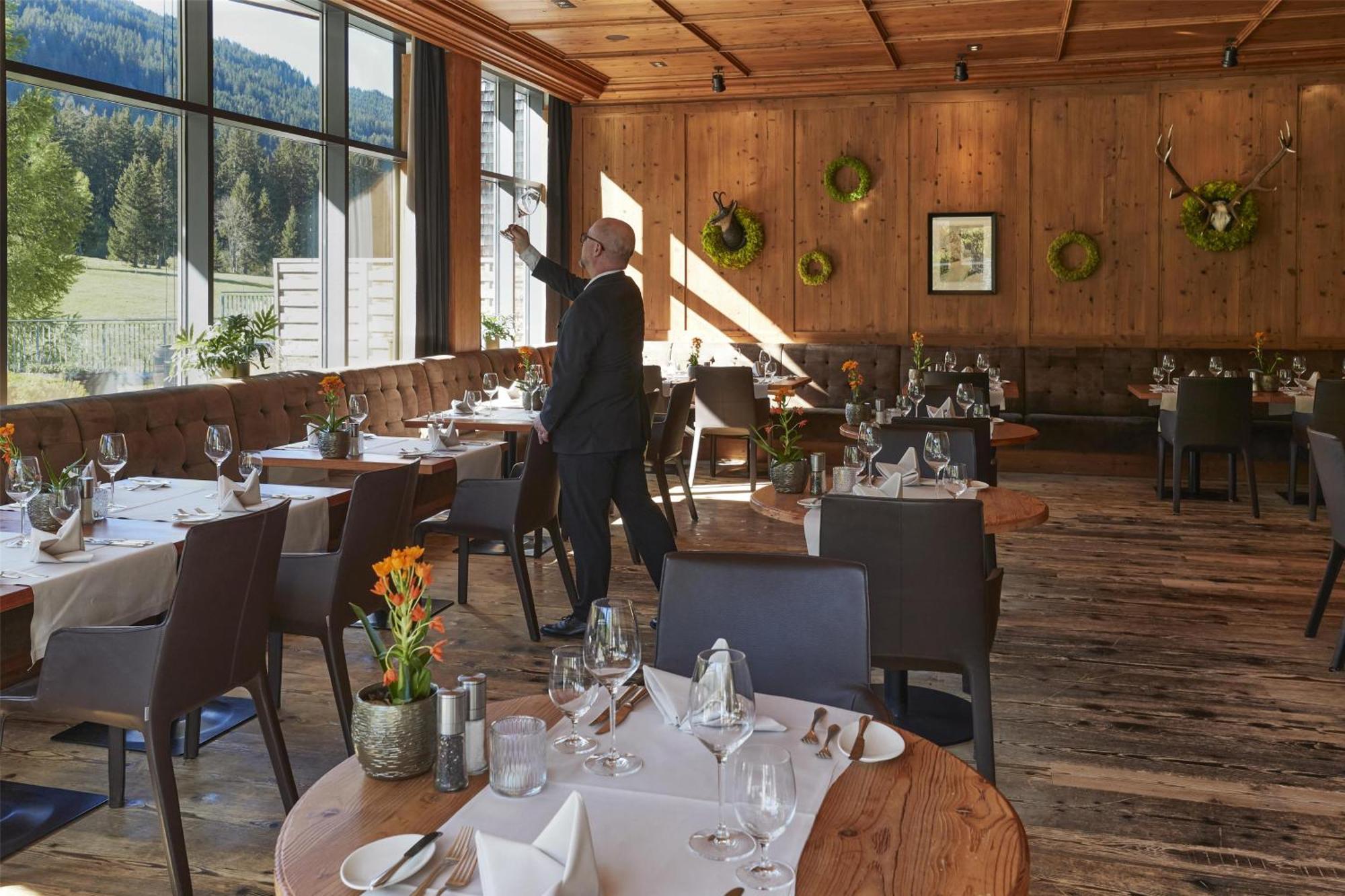 Kempinski Hotel Das Tirol Йохберг Екстериор снимка