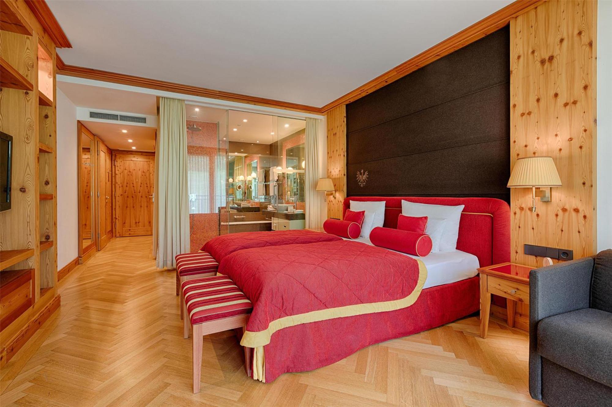 Kempinski Hotel Das Tirol Йохберг Екстериор снимка