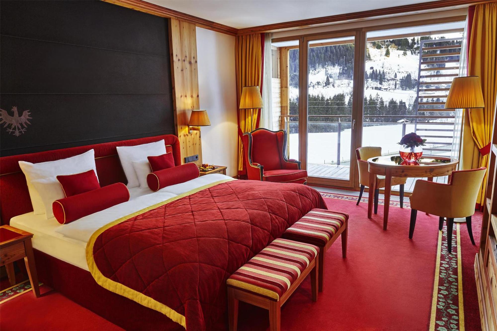 Kempinski Hotel Das Tirol Йохберг Екстериор снимка
